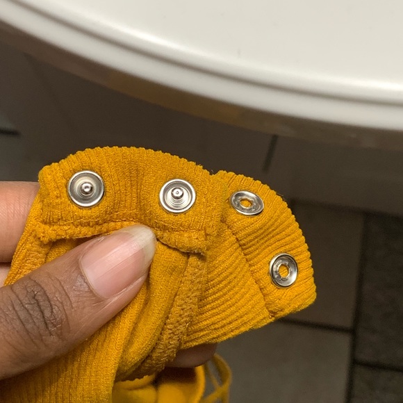 Mustard Ribbed Bodysuit - Picture 3 of 3